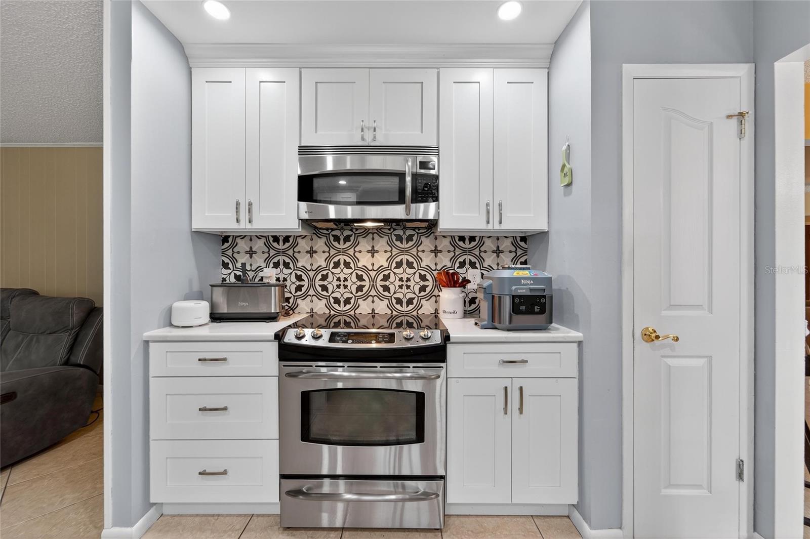 Image 10 of 27 For 1909 Kimball Court S