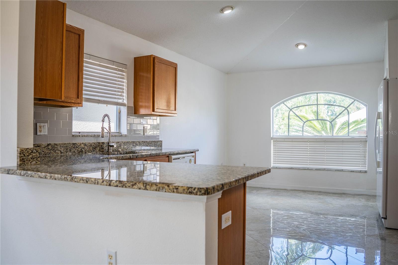 Image 16 of 59 For 1876 Holton Road