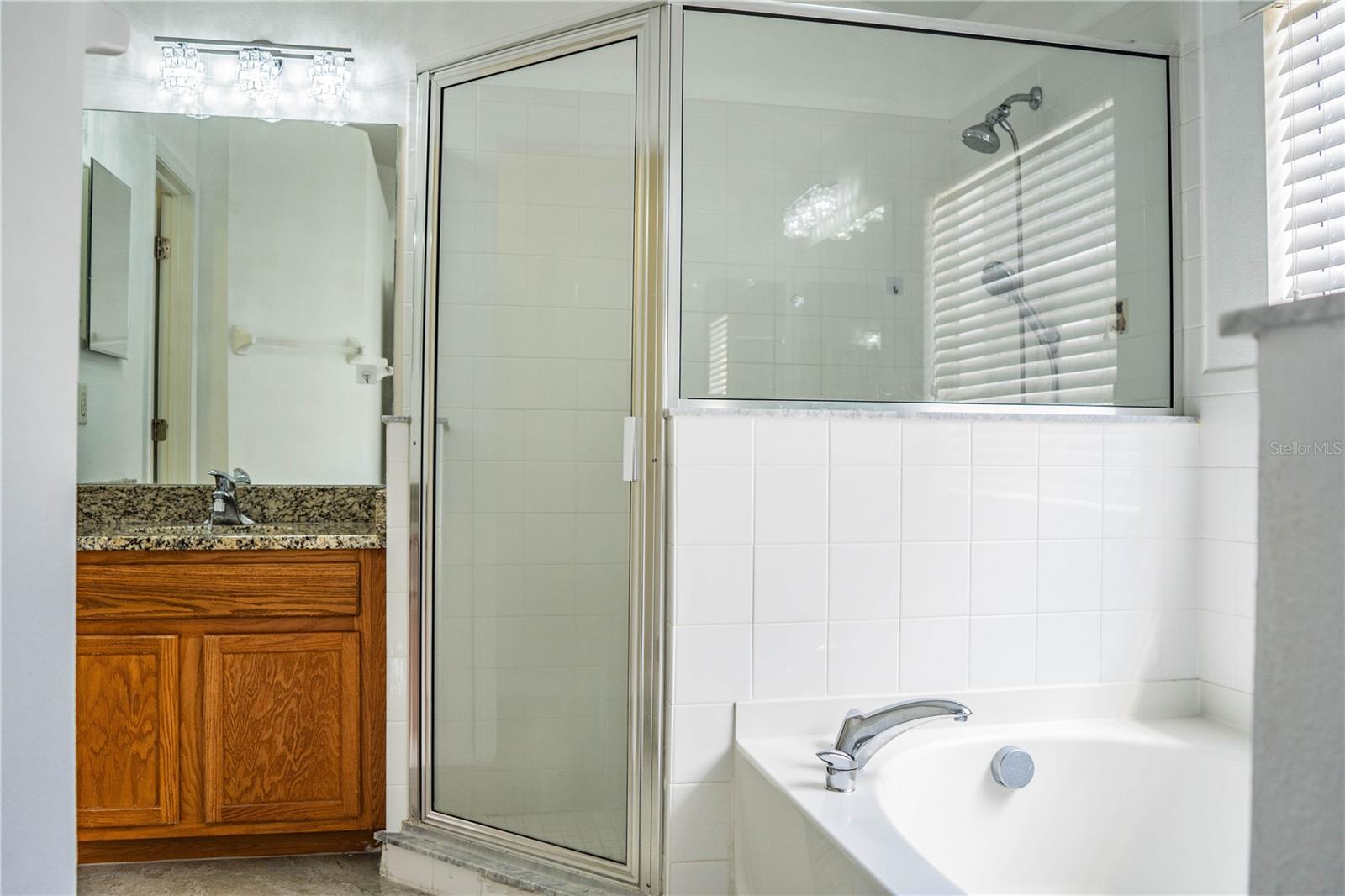 Image 29 of 59 For 1876 Holton Road