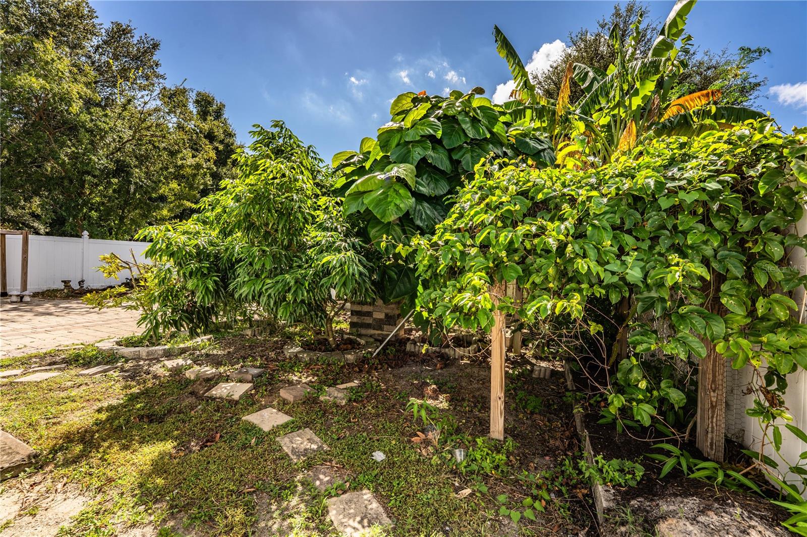 Image 47 of 59 For 1876 Holton Road