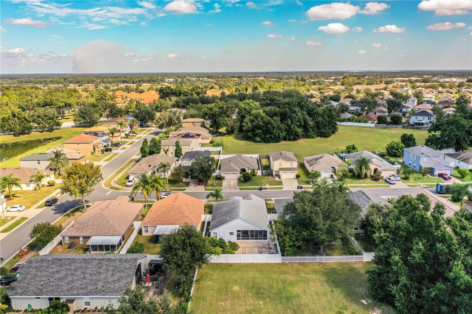 Image 5 of 59 For 1876 Holton Road