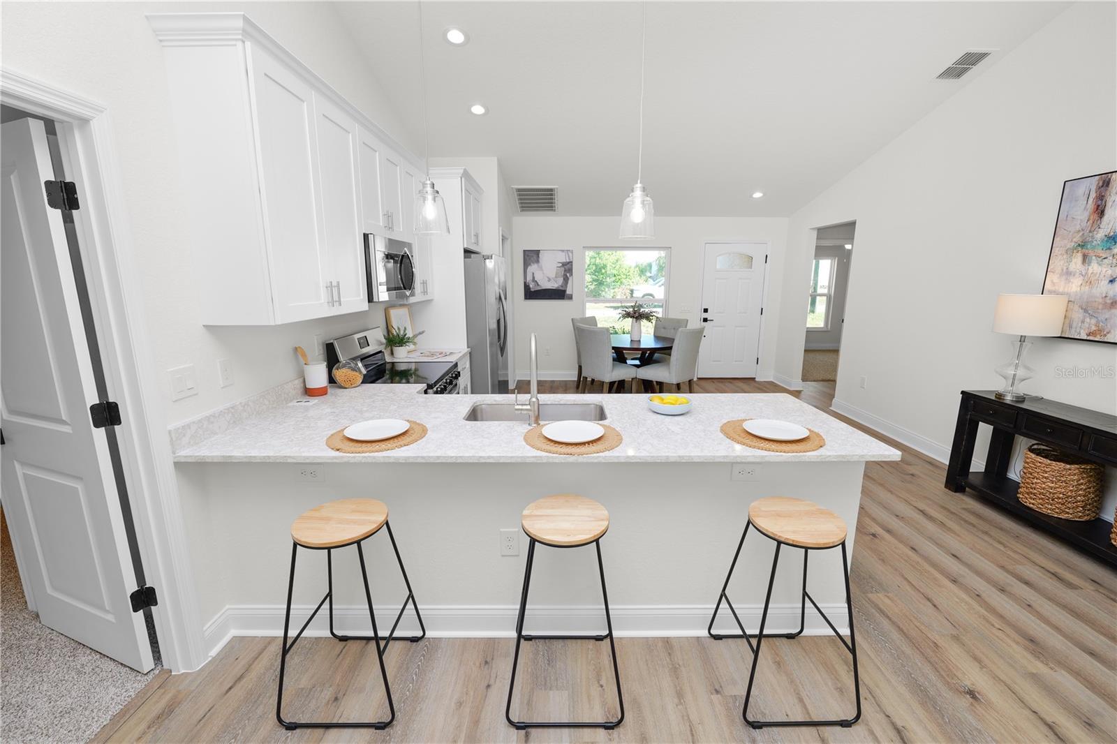 Image 11 of 42 For 745 Parker Street