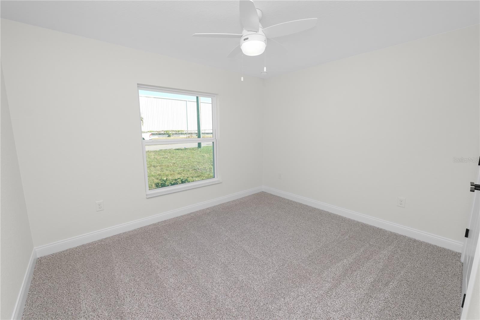 Image 26 of 42 For 745 Parker Street