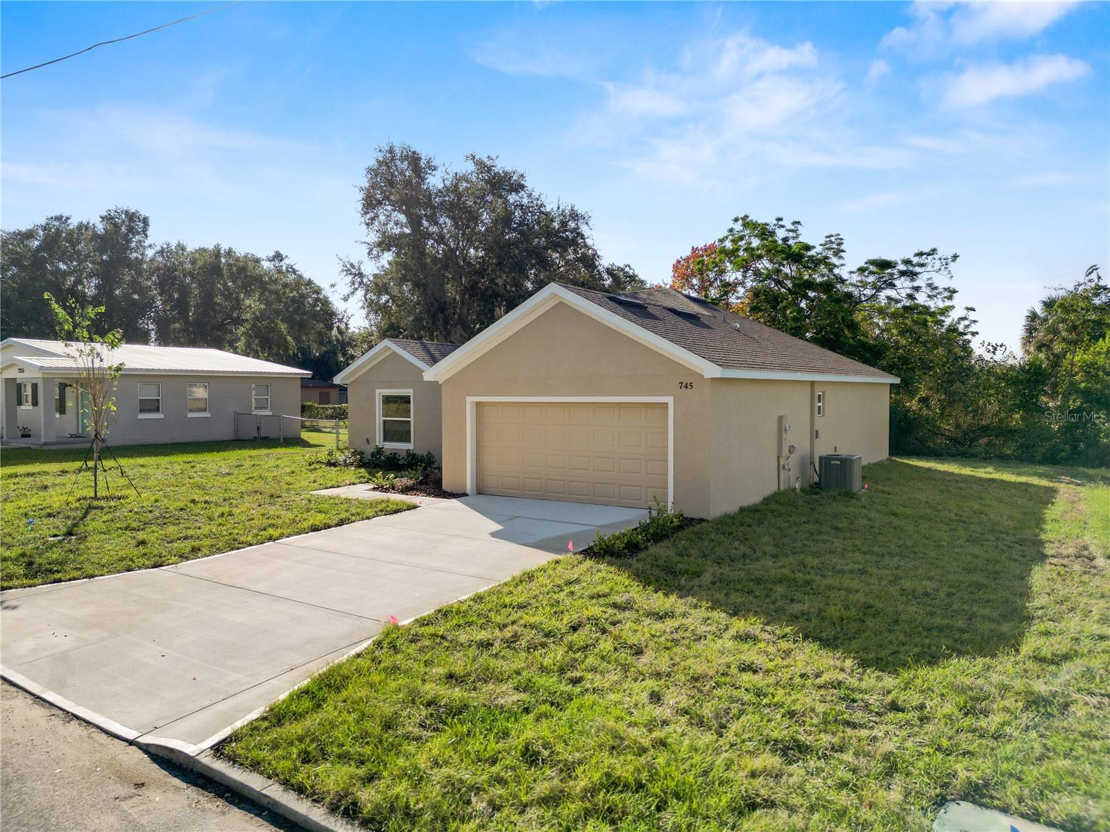 Image 3 of 42 For 745 Parker Street