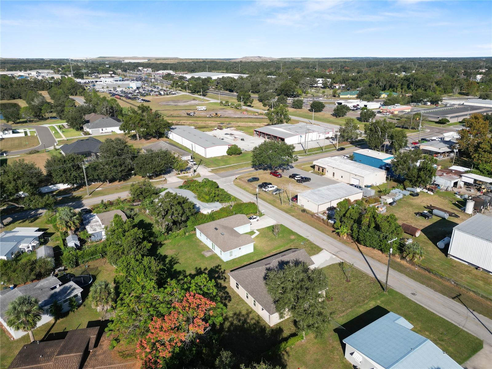 Image 41 of 42 For 745 Parker Street