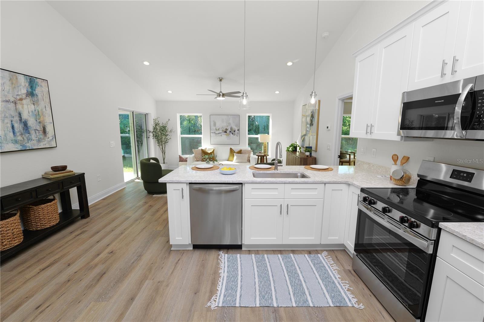 Image 6 of 42 For 745 Parker Street