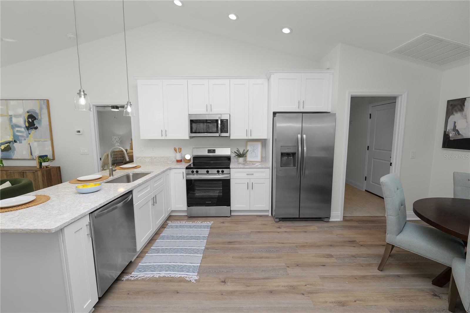 Image 7 of 42 For 745 Parker Street