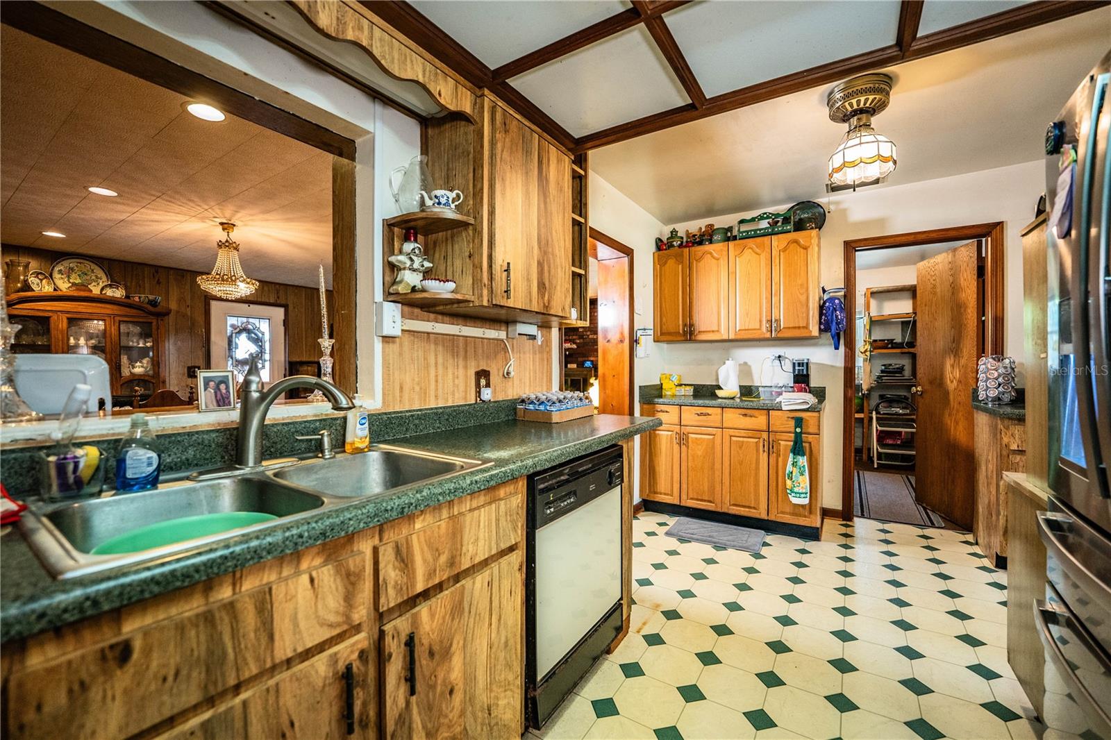 Image 11 of 62 For 3825 Swindell Road