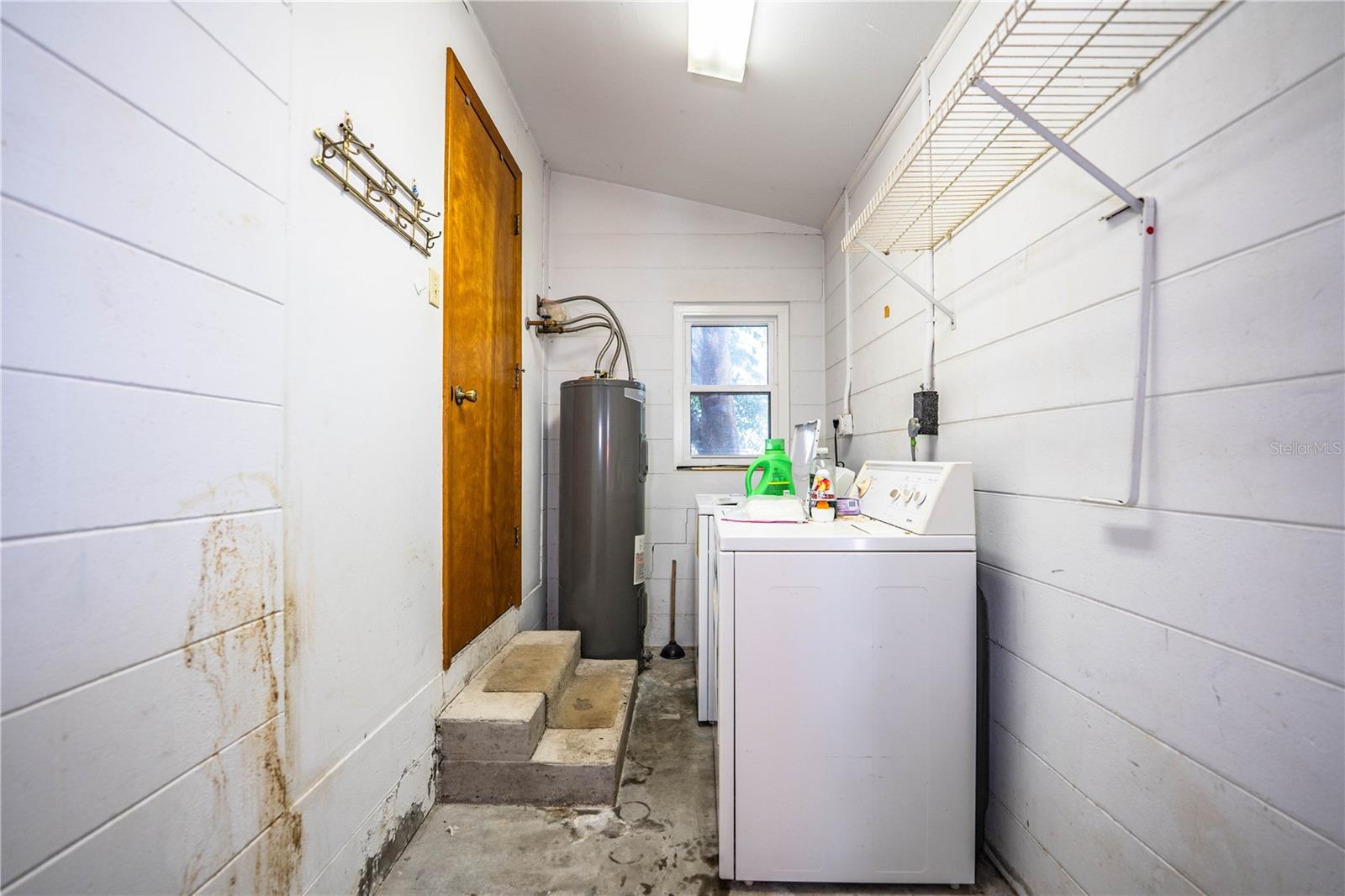 Image 28 of 62 For 3825 Swindell Road