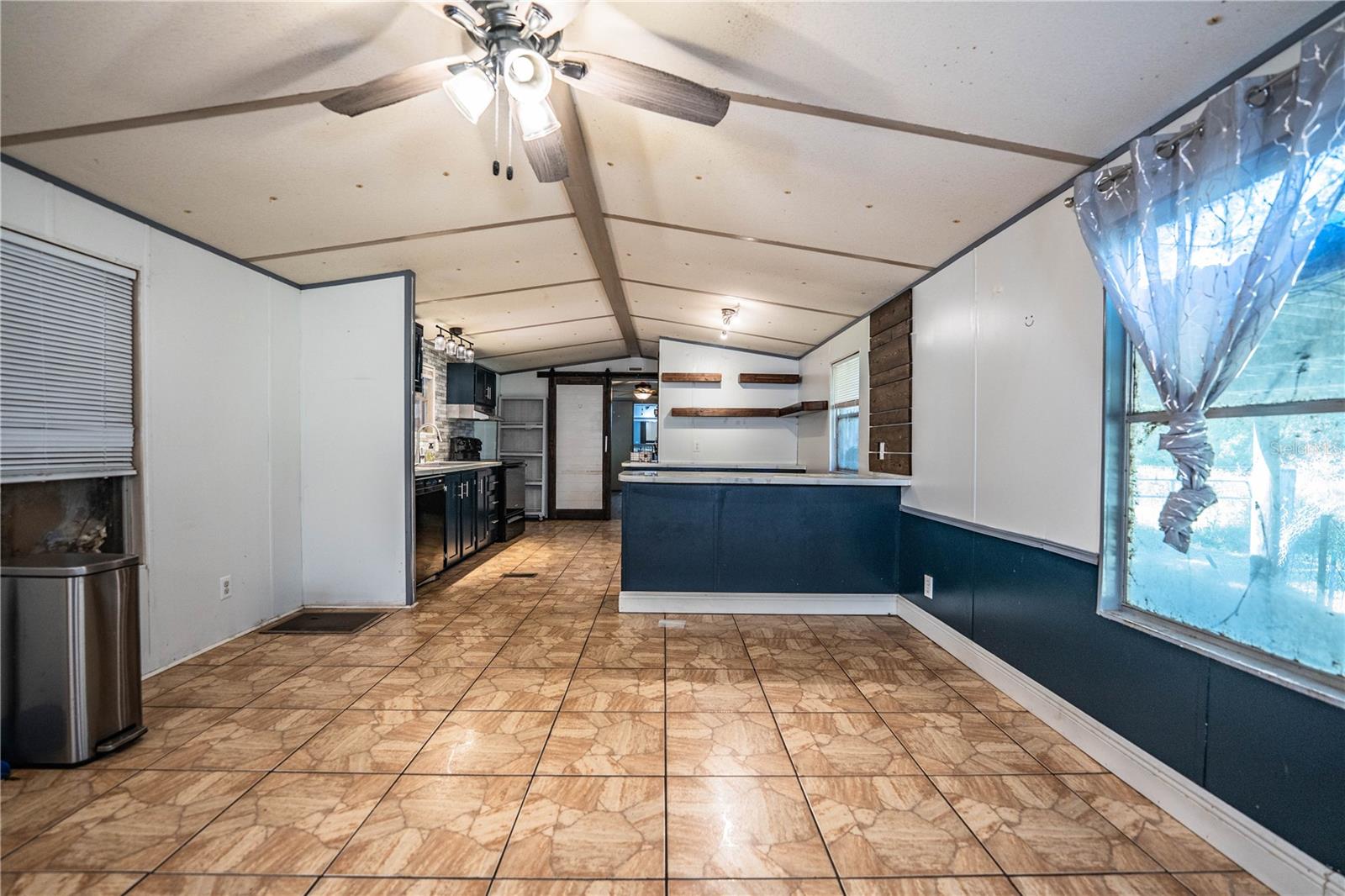 Image 43 of 62 For 3825 Swindell Road