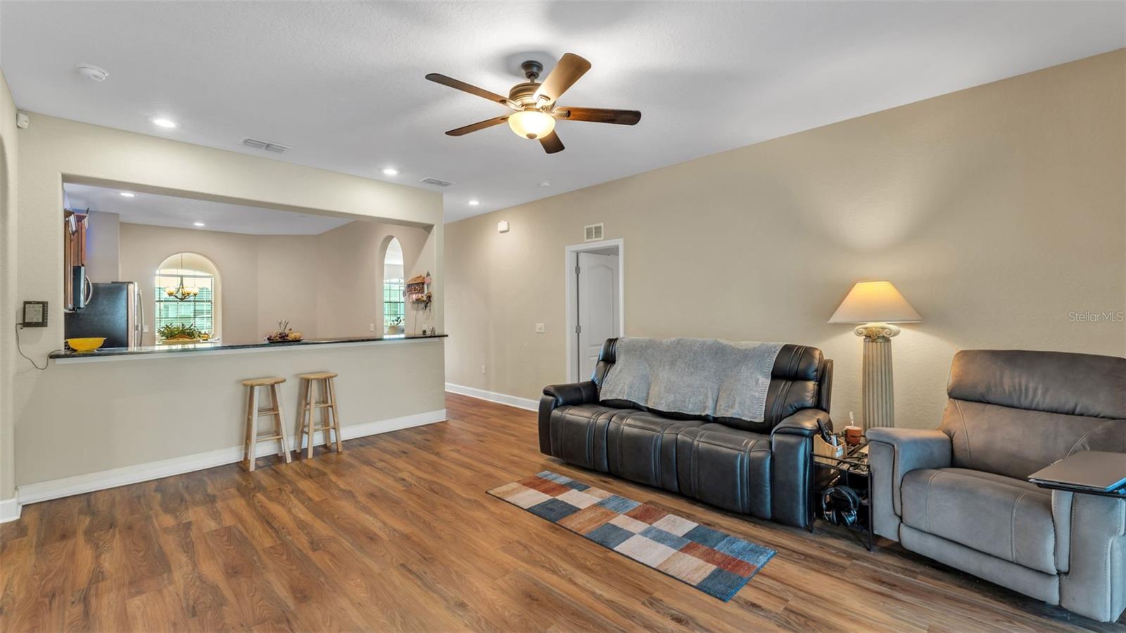 Image 10 of 40 For 6473 Royal Preserve Drive