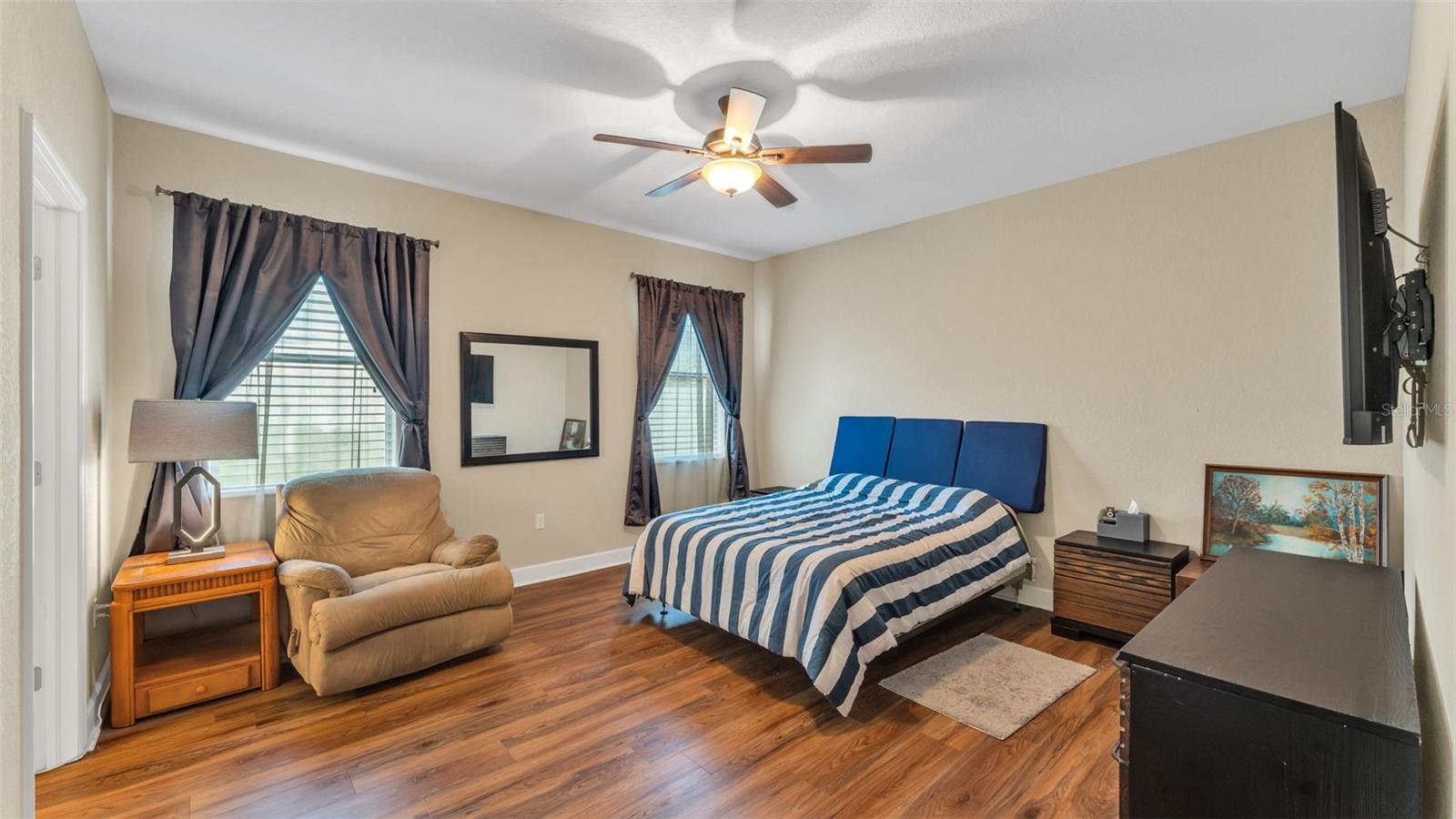 Image 17 of 40 For 6473 Royal Preserve Drive