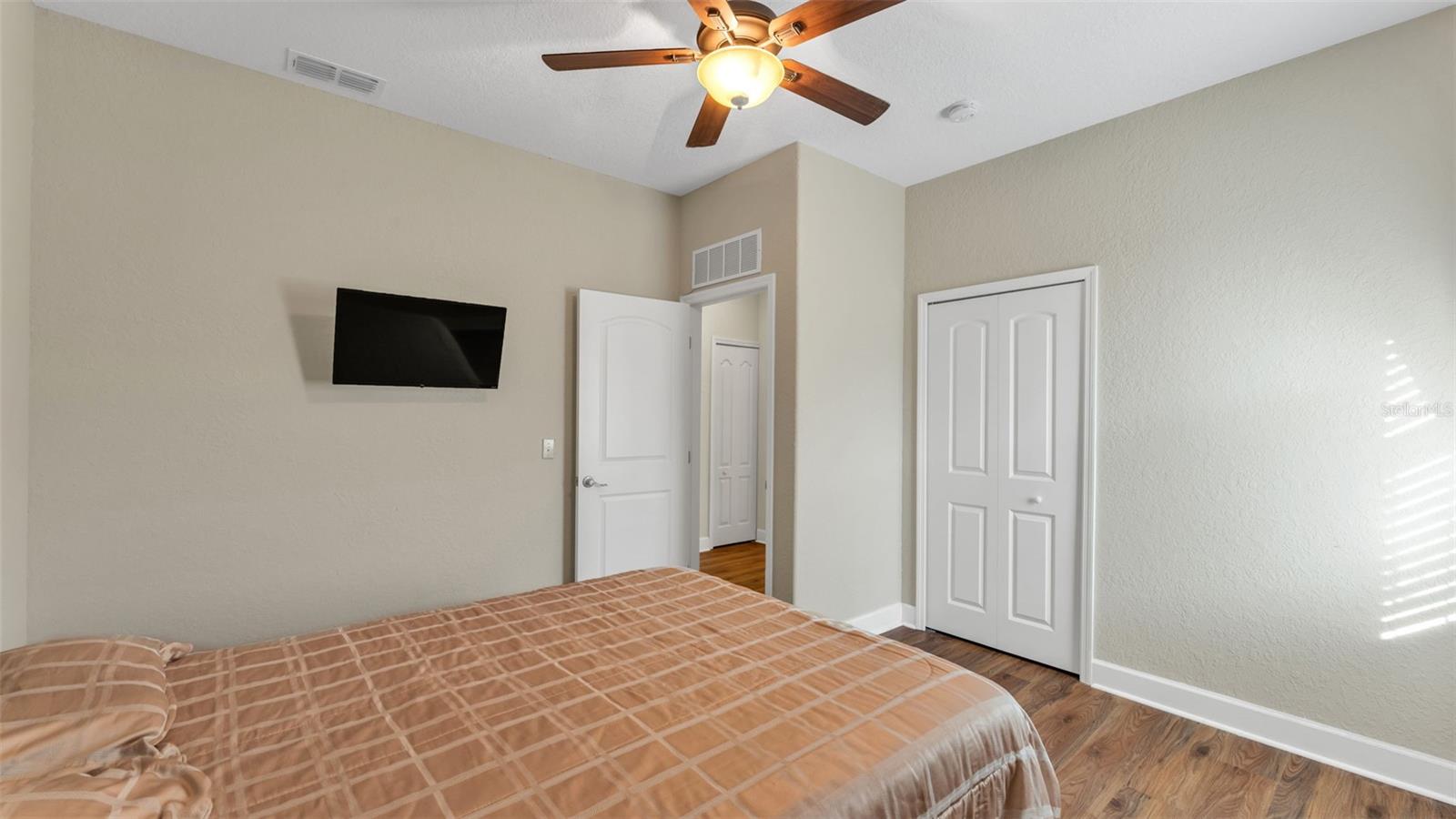 Image 25 of 40 For 6473 Royal Preserve Drive