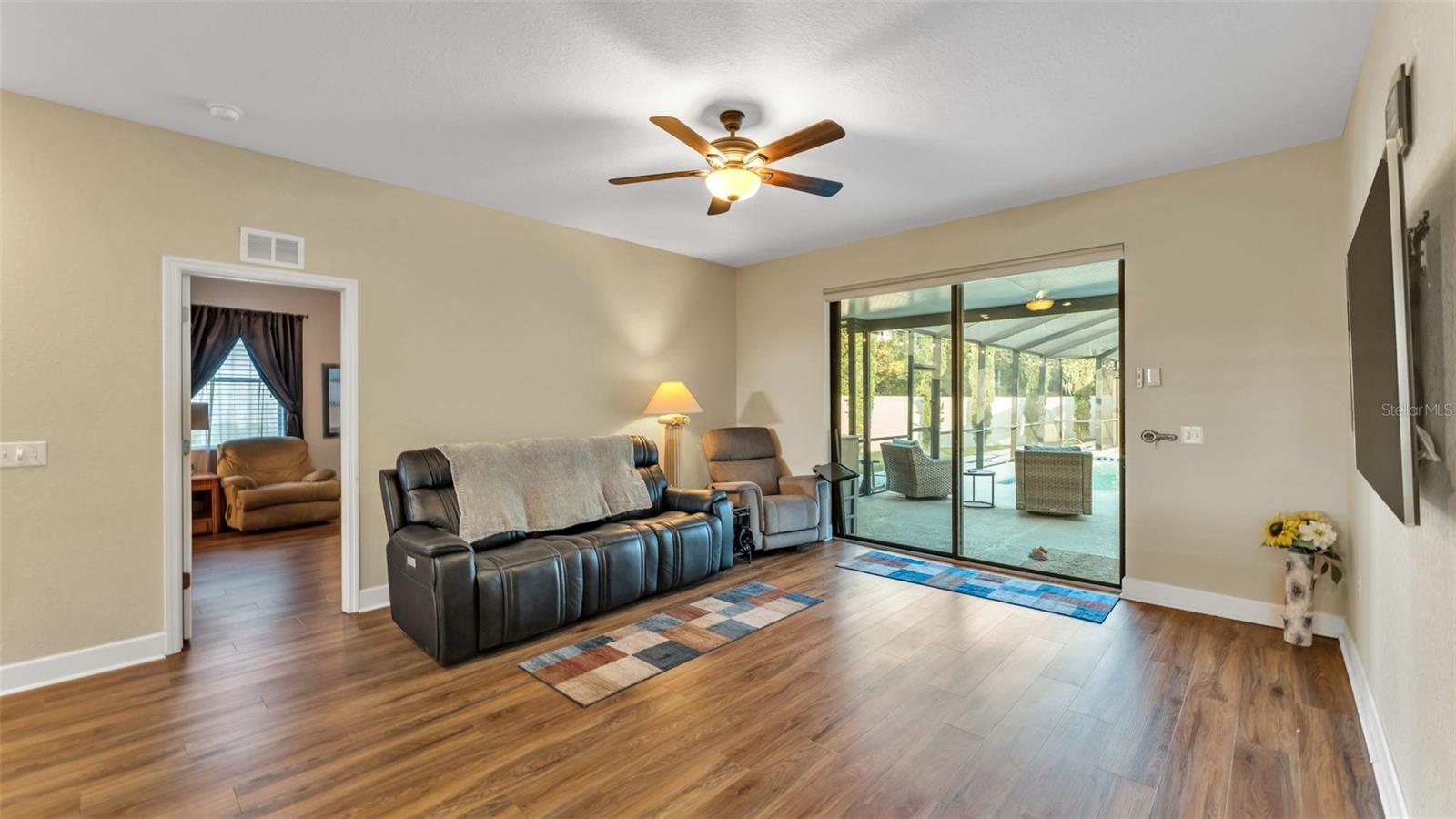 Image 9 of 40 For 6473 Royal Preserve Drive