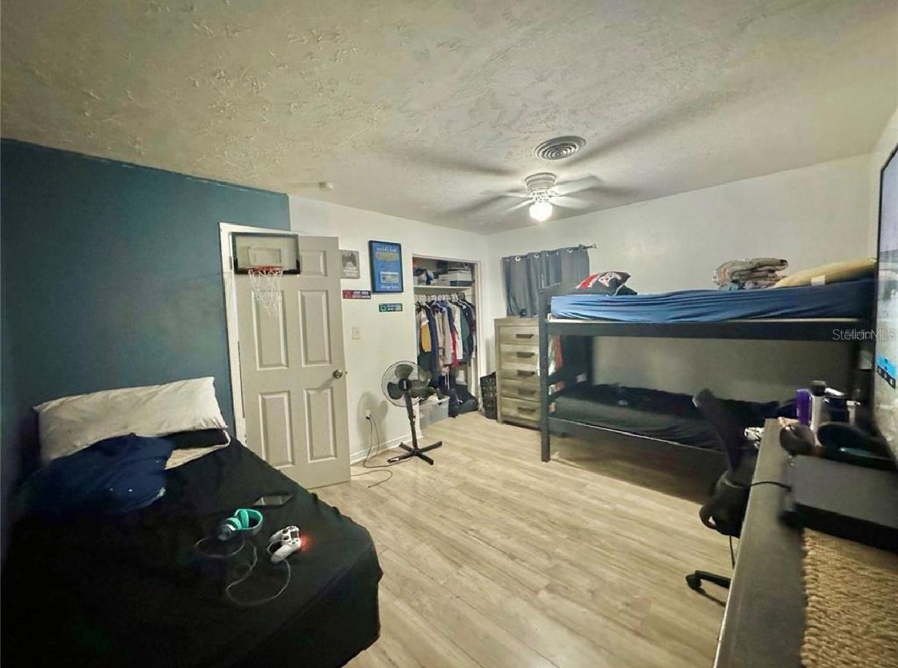 Image 10 of 18 For 5832 Holmes Drive