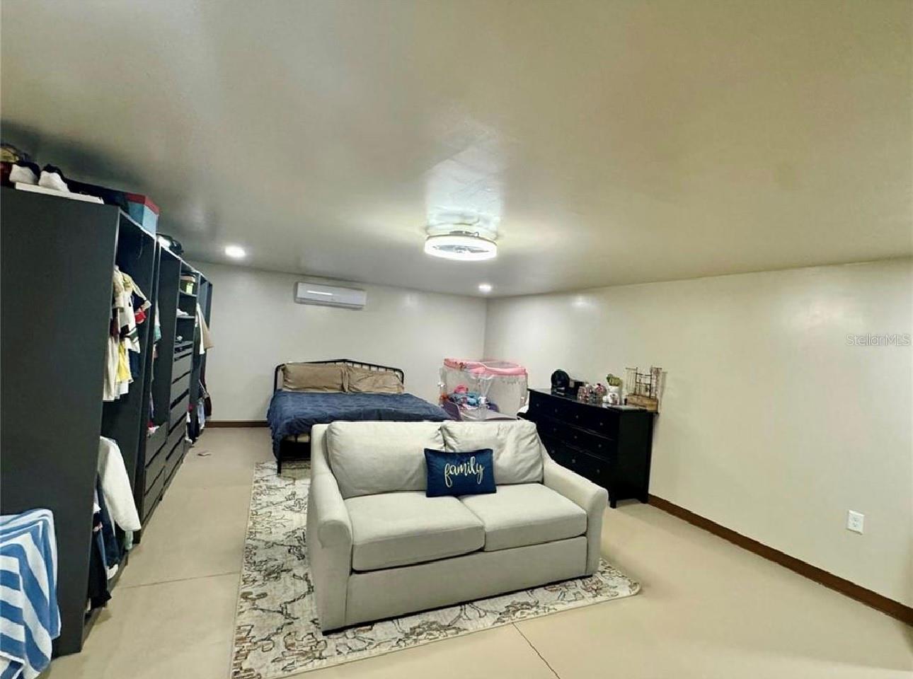 Image 12 of 18 For 5832 Holmes Drive