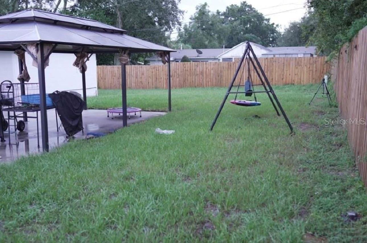 Image 17 of 18 For 5832 Holmes Drive