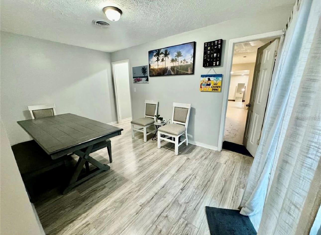 Image 5 of 18 For 5832 Holmes Drive