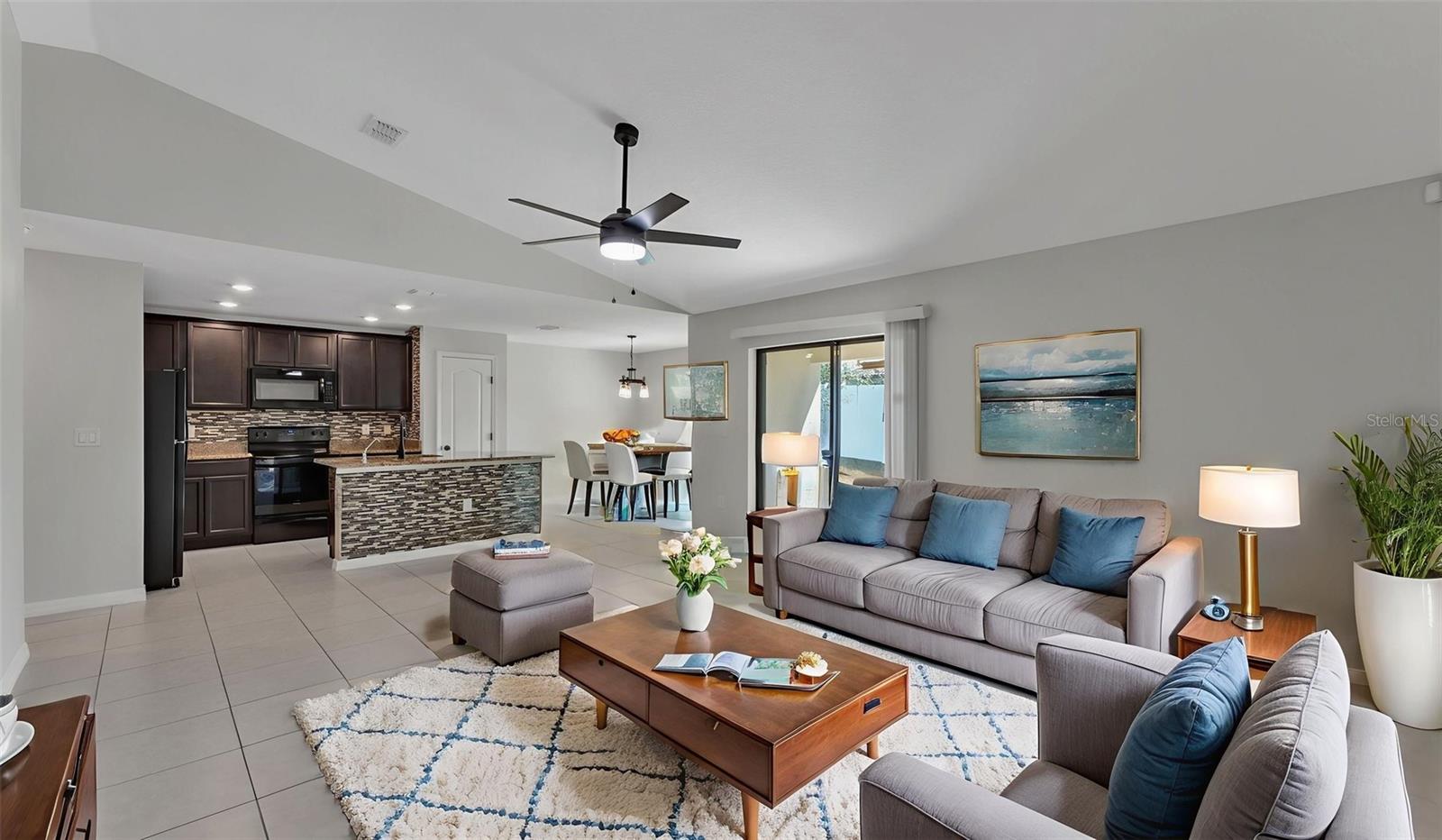 Image 2 of 12 For 261 Hyacinth Court