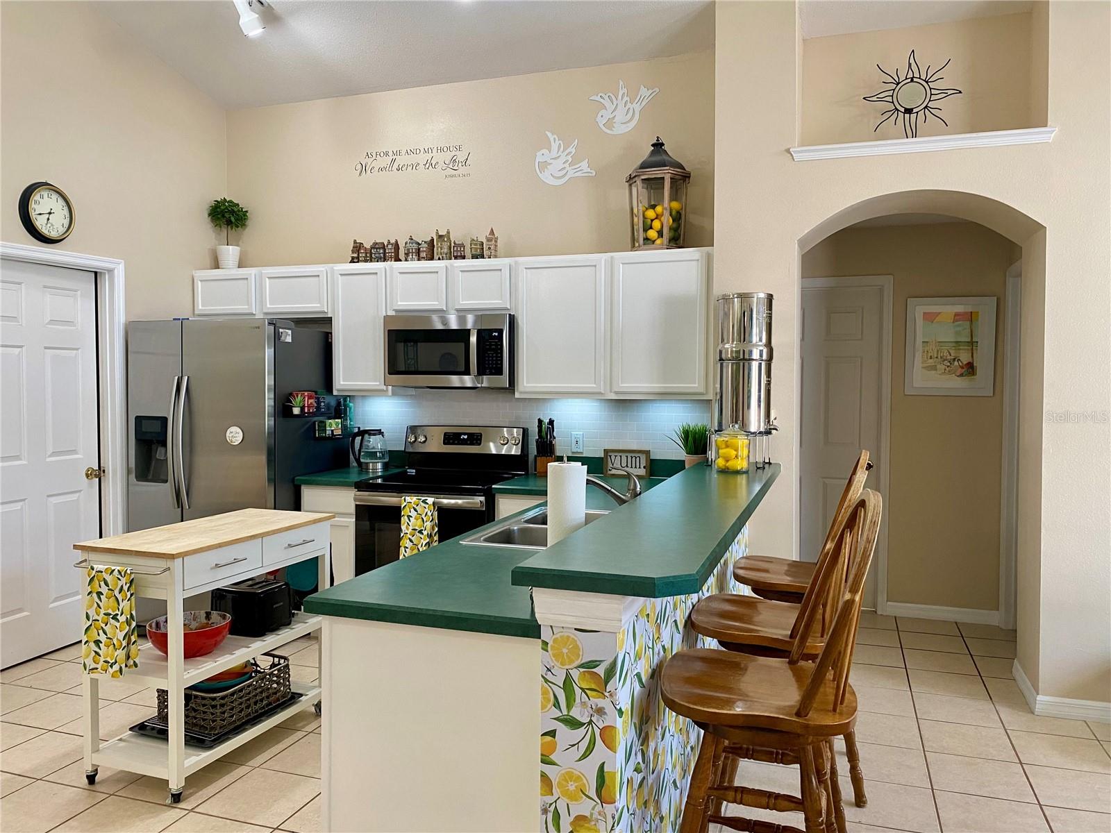 Image 6 of 28 For 7903 Magnolia Bend Court