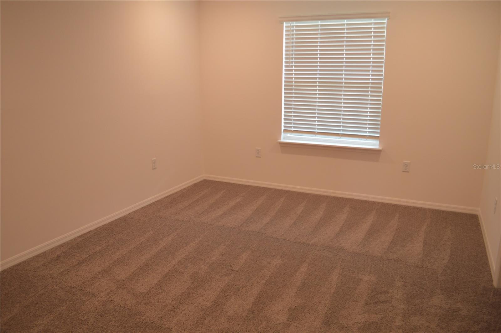 Image 4 of 8 For 4054 Collegiate Boulevard