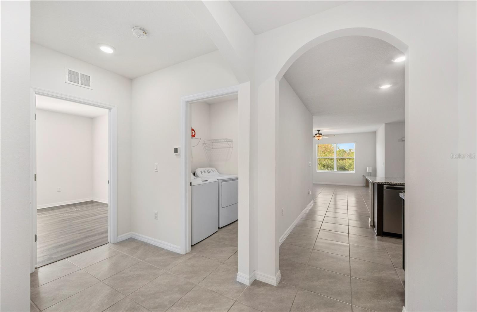 Image 11 of 41 For 2719 Grandbury Grove Road