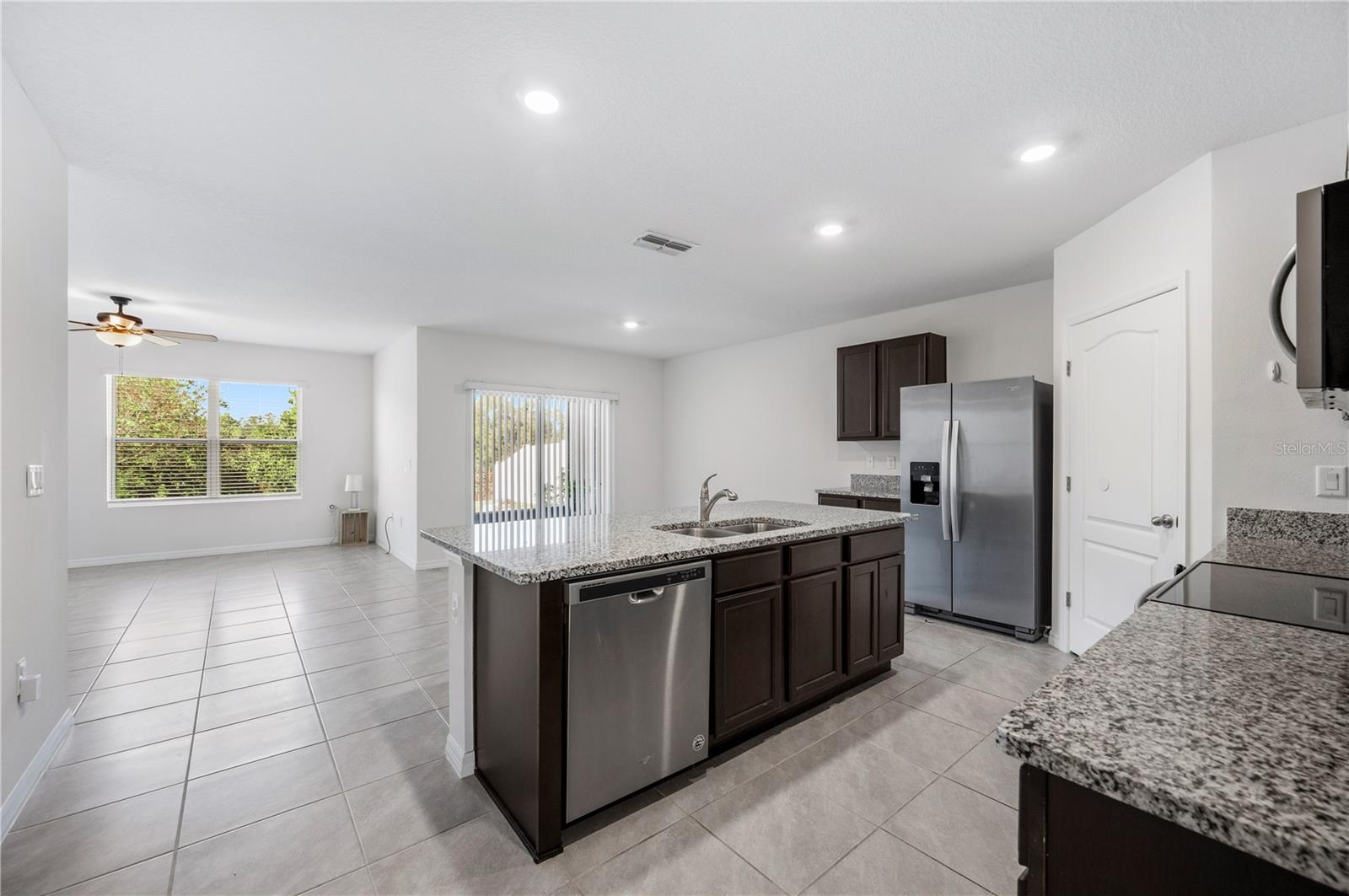 Image 16 of 41 For 2719 Grandbury Grove Road