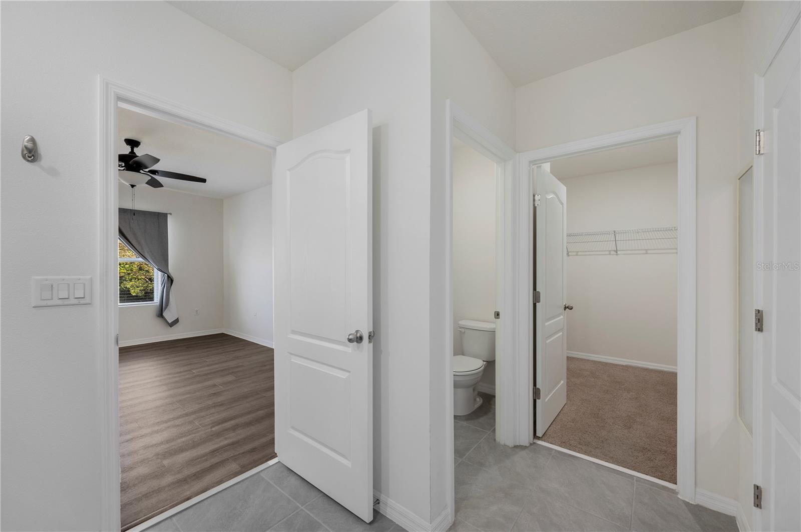 Image 27 of 41 For 2719 Grandbury Grove Road