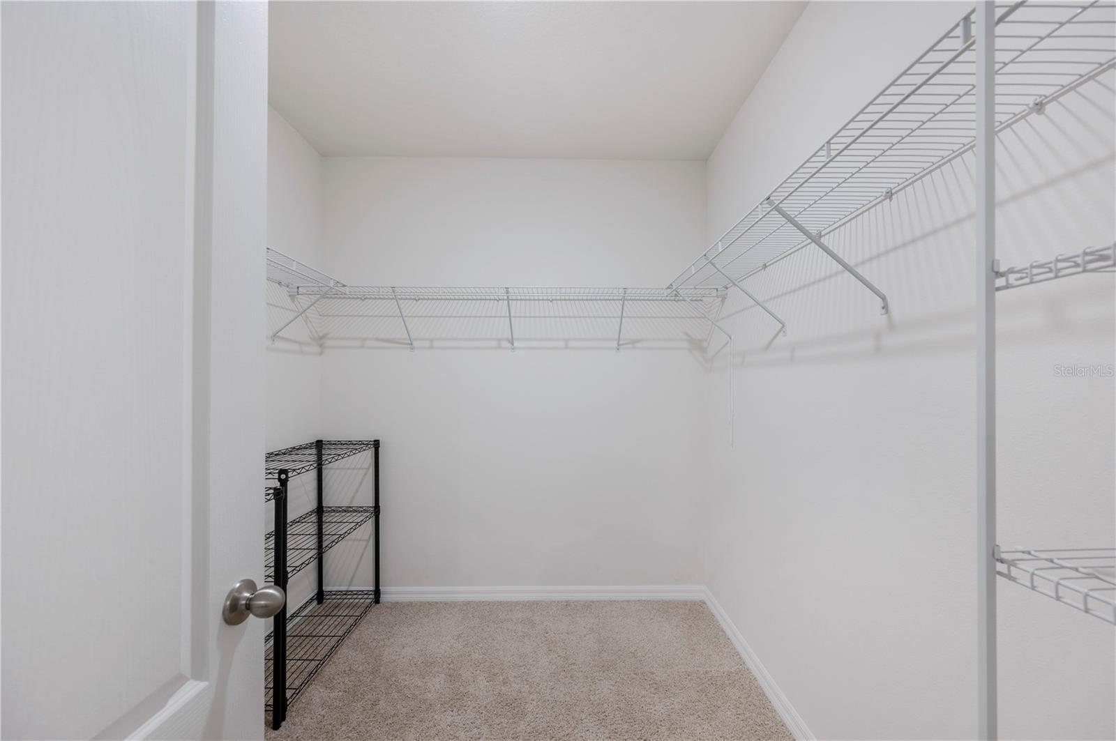 Image 28 of 41 For 2719 Grandbury Grove Road