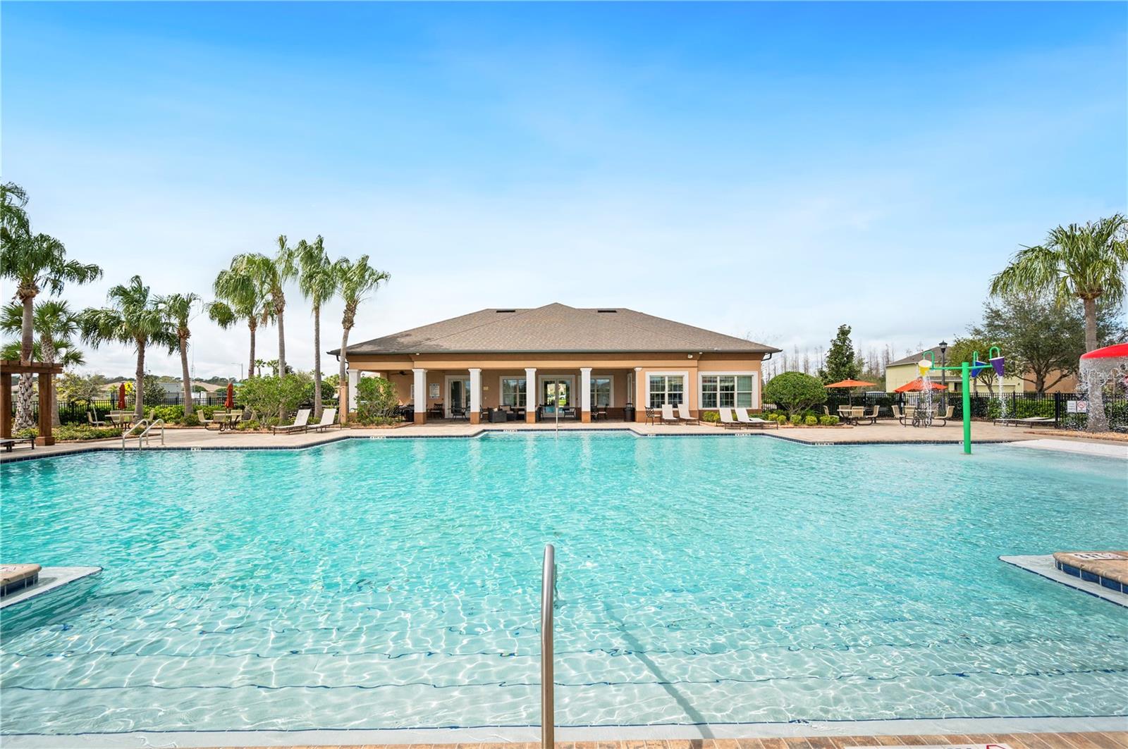 Image 37 of 41 For 2719 Grandbury Grove Road