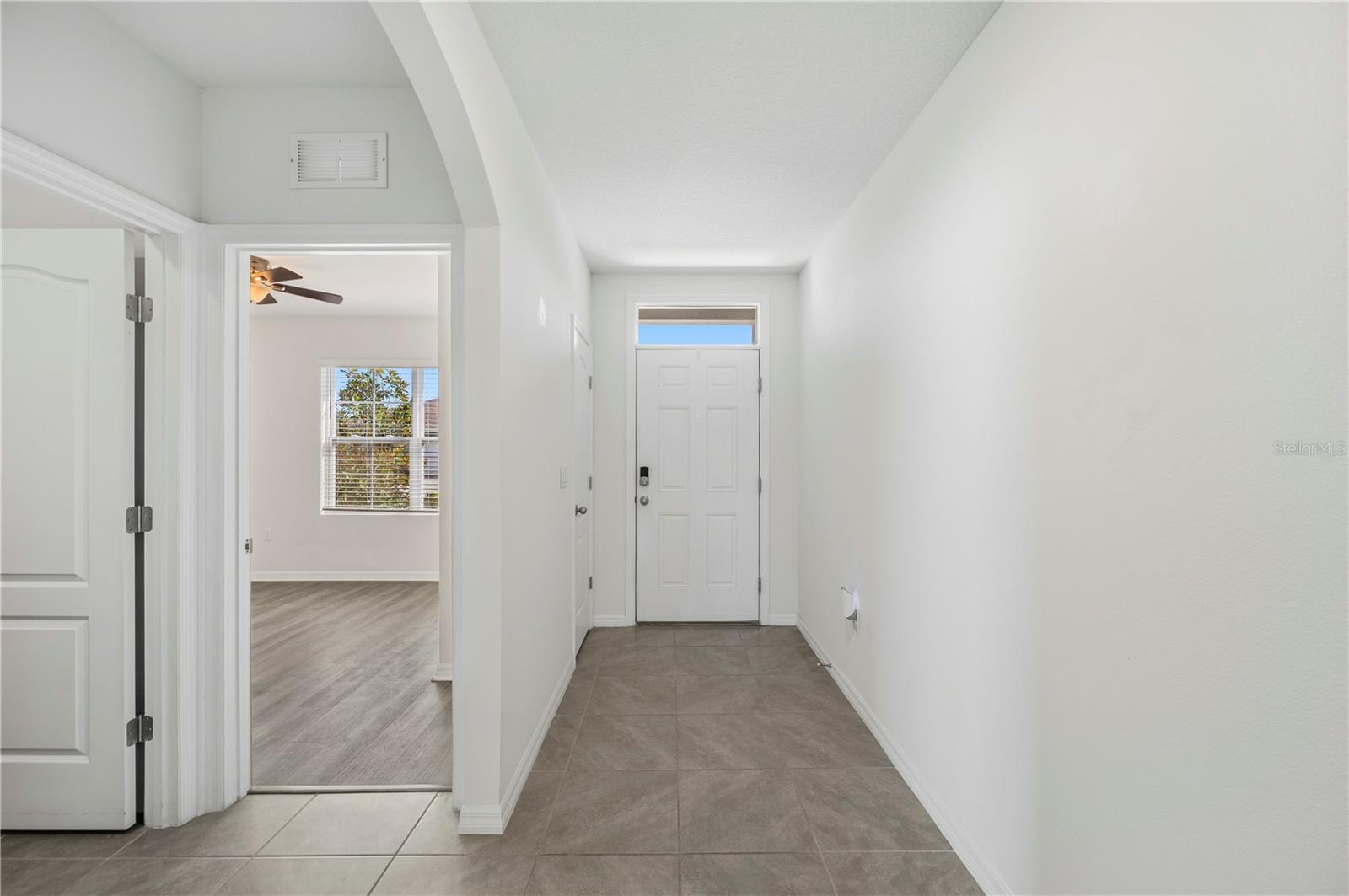 Image 4 of 41 For 2719 Grandbury Grove Road