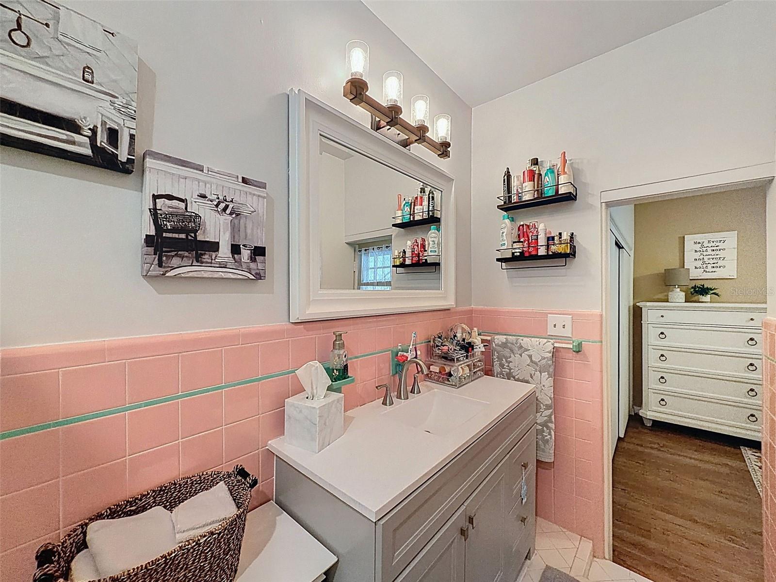 Image 23 of 47 For 34739 Hibiscus Drive