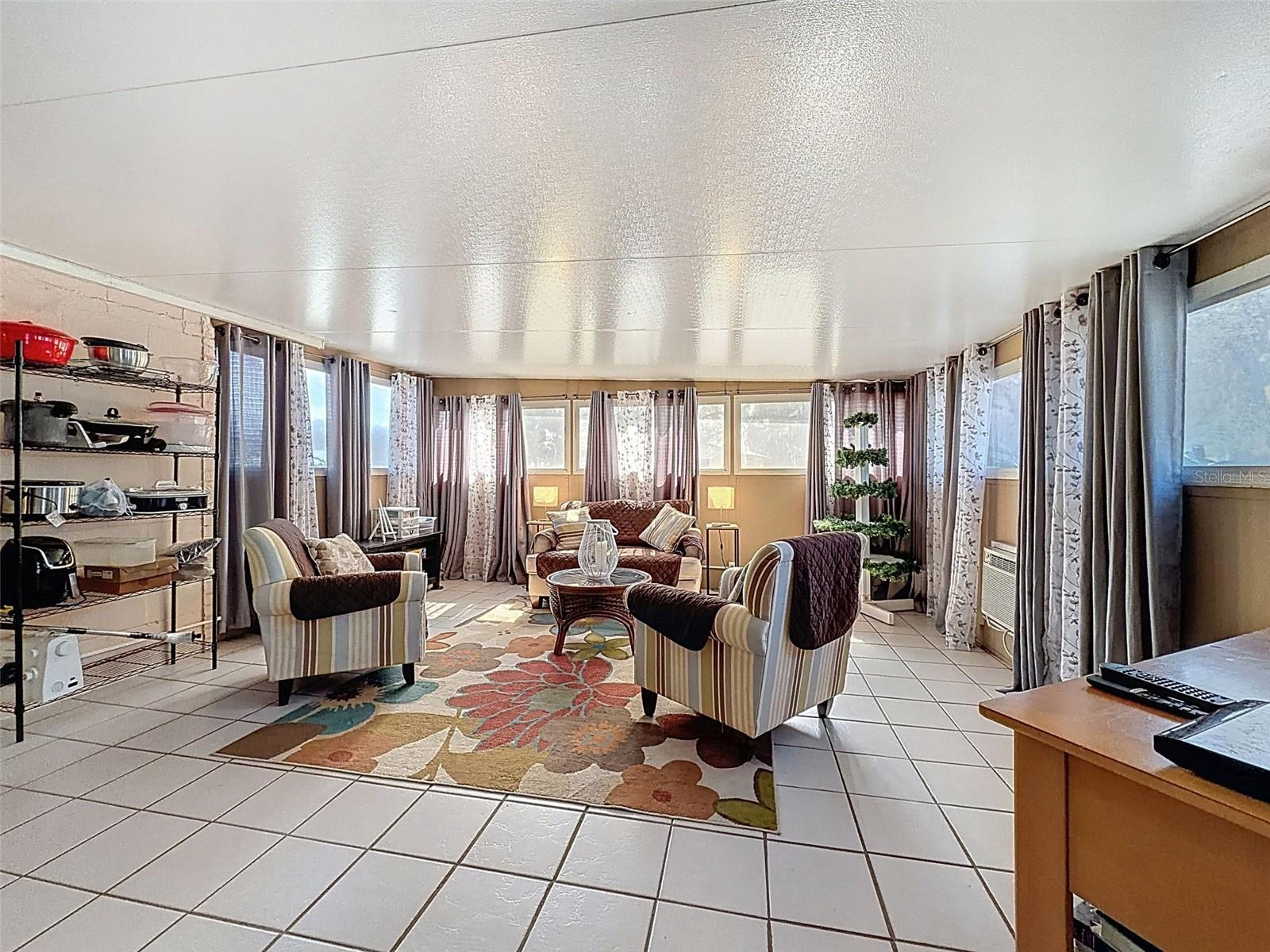 Image 35 of 47 For 34739 Hibiscus Drive