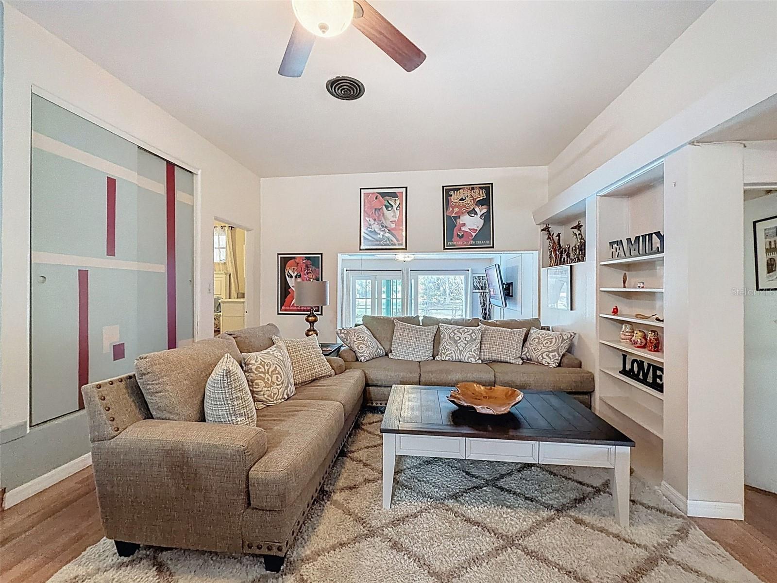 Image 6 of 47 For 34739 Hibiscus Drive