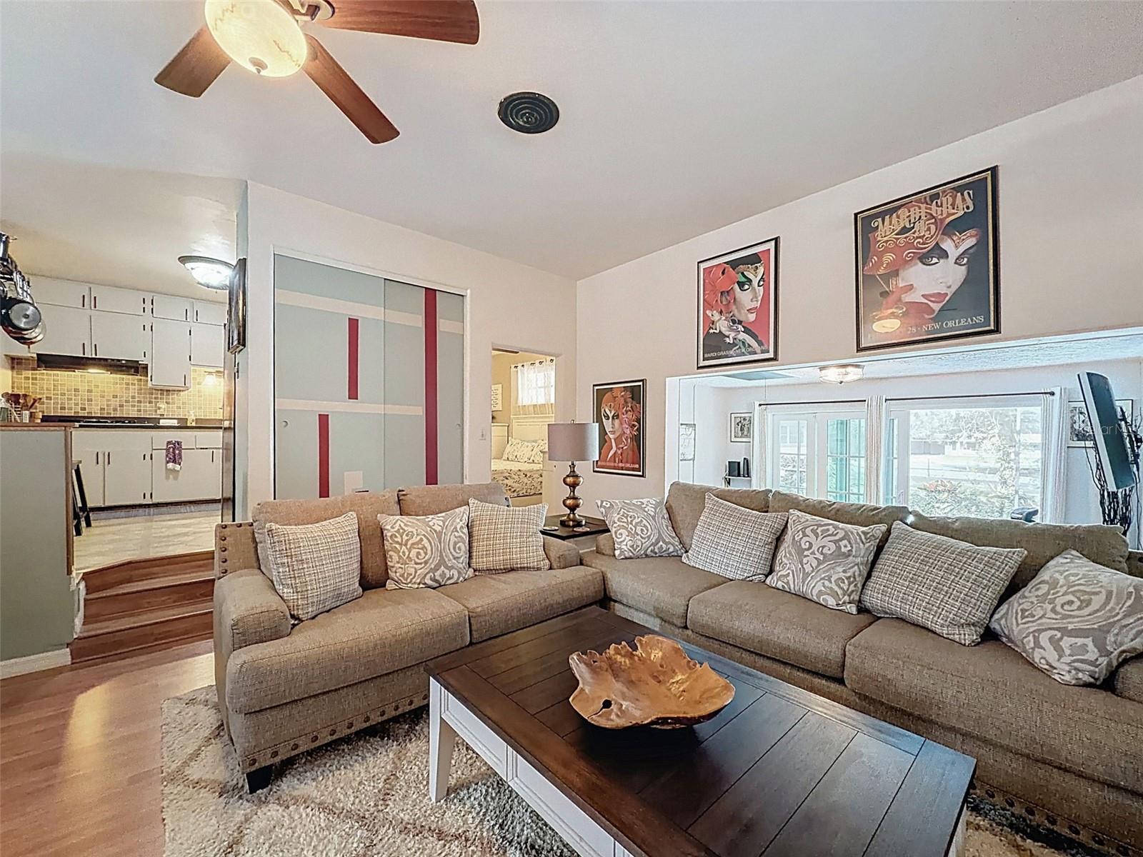 Image 7 of 47 For 34739 Hibiscus Drive