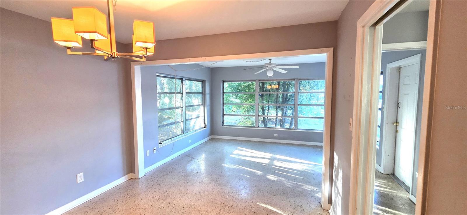 Image 17 of 53 For 6 Golfview Circle Ne