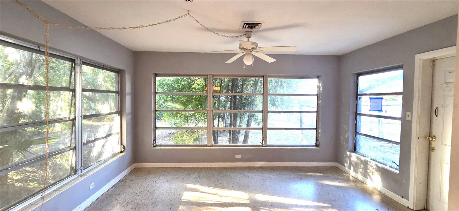 Image 20 of 53 For 6 Golfview Circle Ne