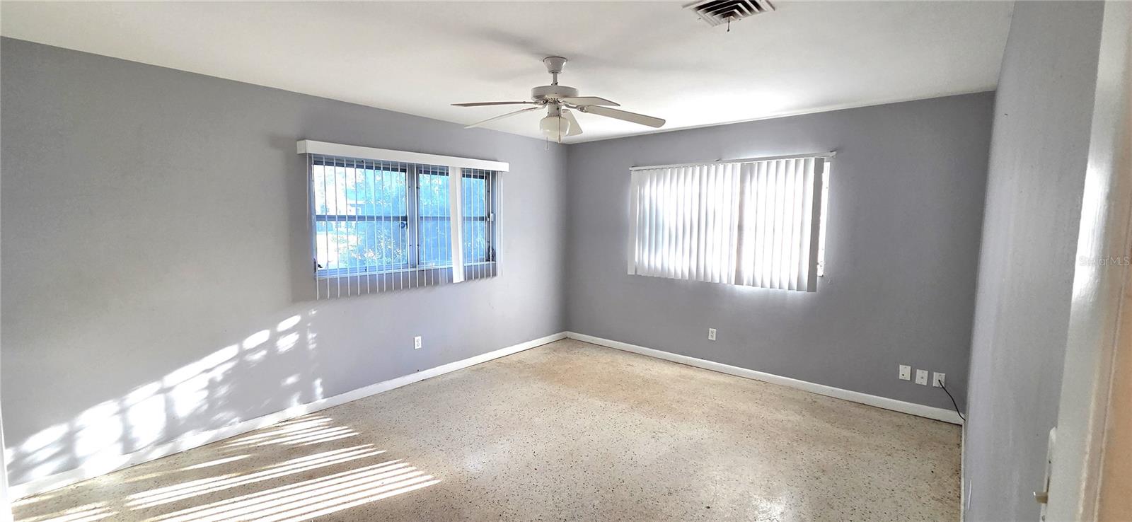 Image 21 of 53 For 6 Golfview Circle Ne