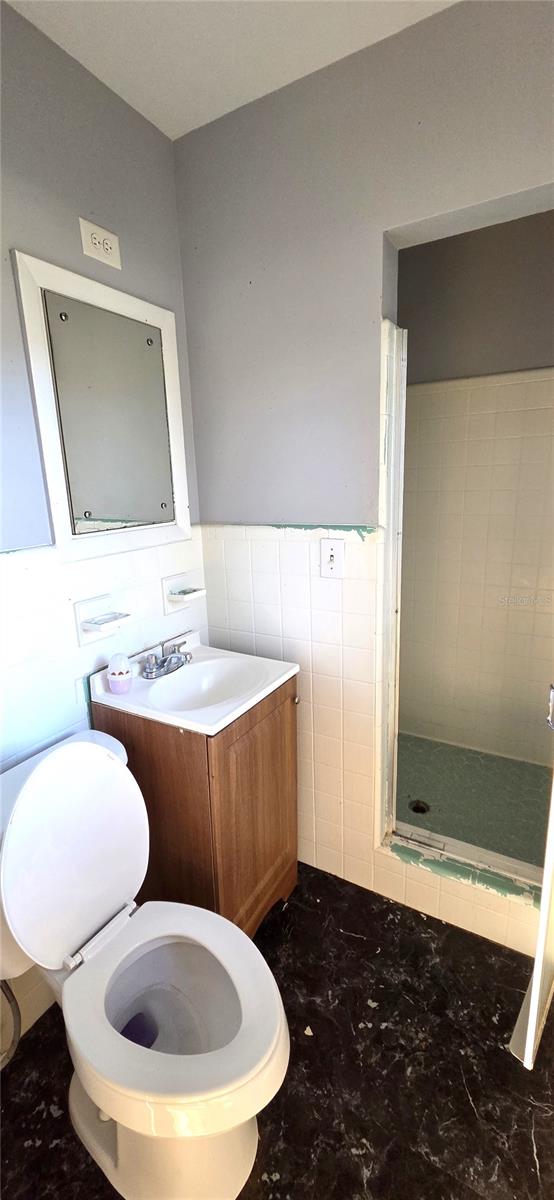 Image 23 of 53 For 6 Golfview Circle Ne