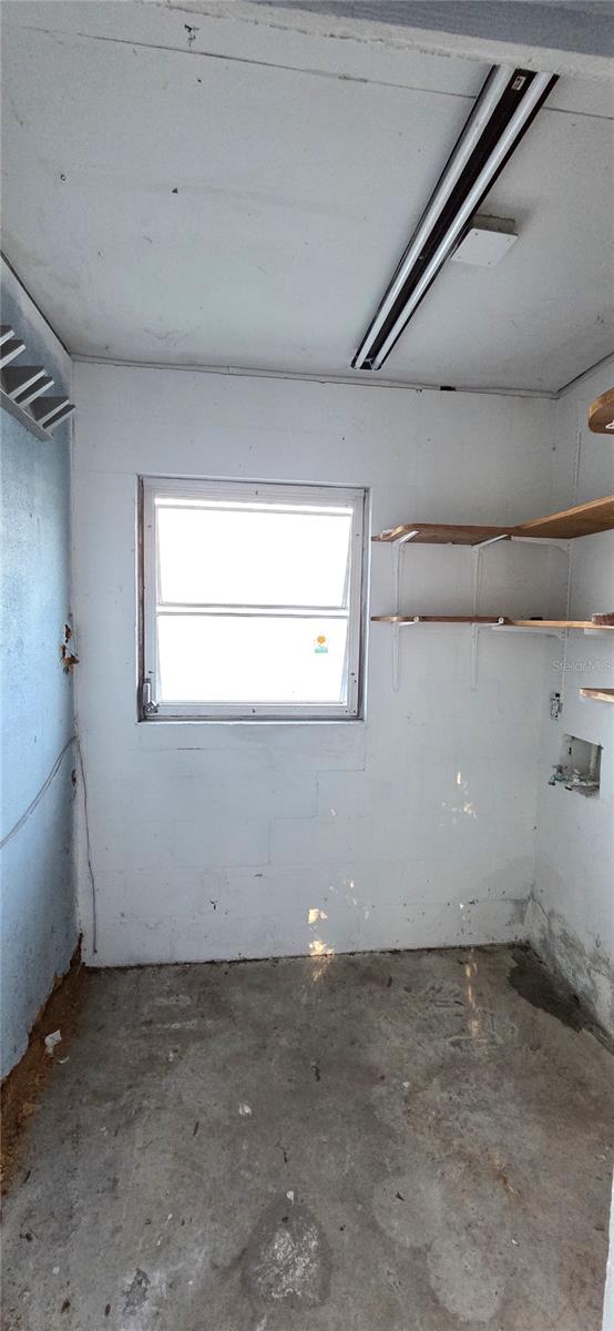 Image 40 of 53 For 6 Golfview Circle Ne