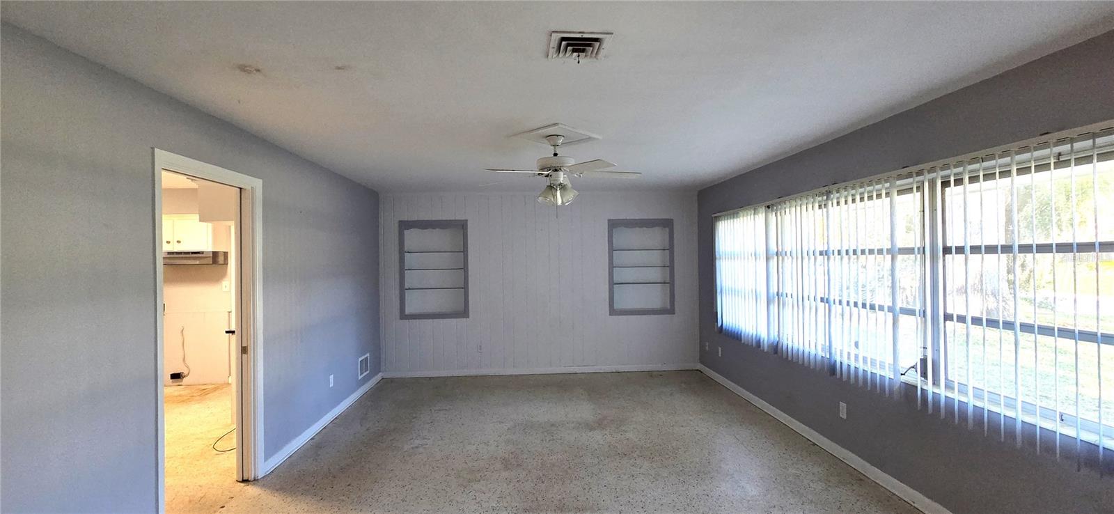 Image 6 of 53 For 6 Golfview Circle Ne