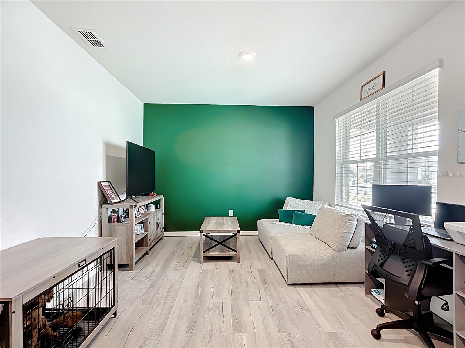 Image 13 of 67 For 605 Honey Bell Road