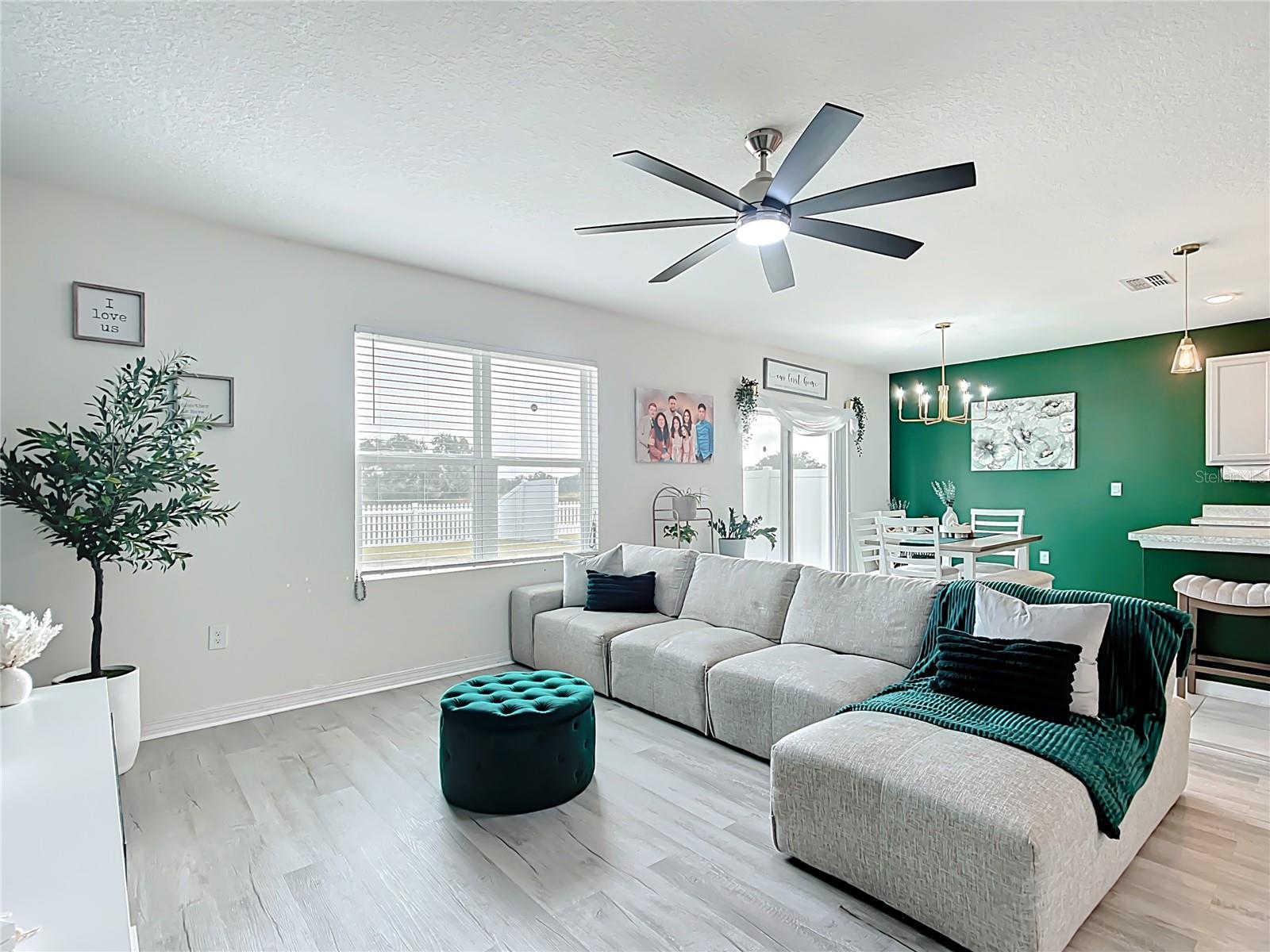 Image 29 of 67 For 605 Honey Bell Road