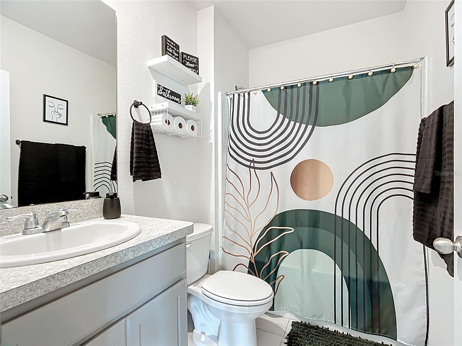 Image 35 of 67 For 605 Honey Bell Road