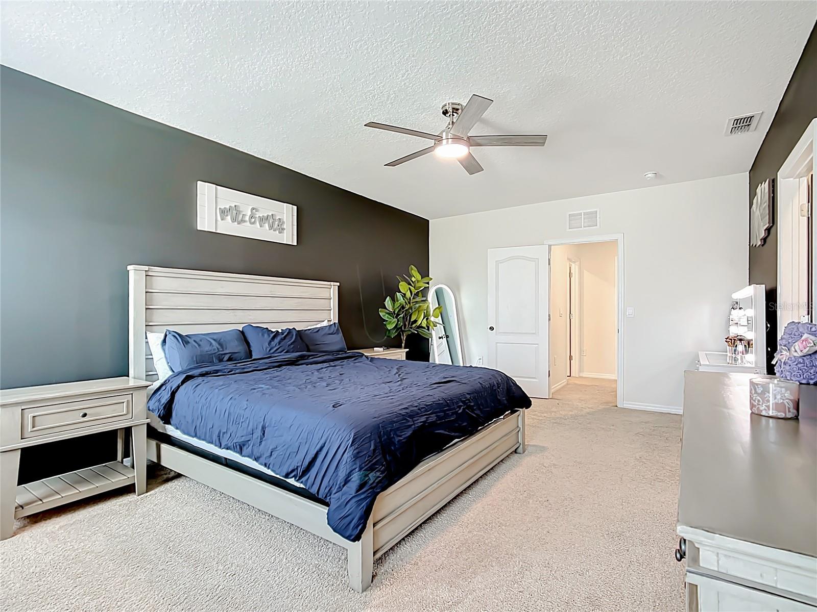 Image 40 of 67 For 605 Honey Bell Road