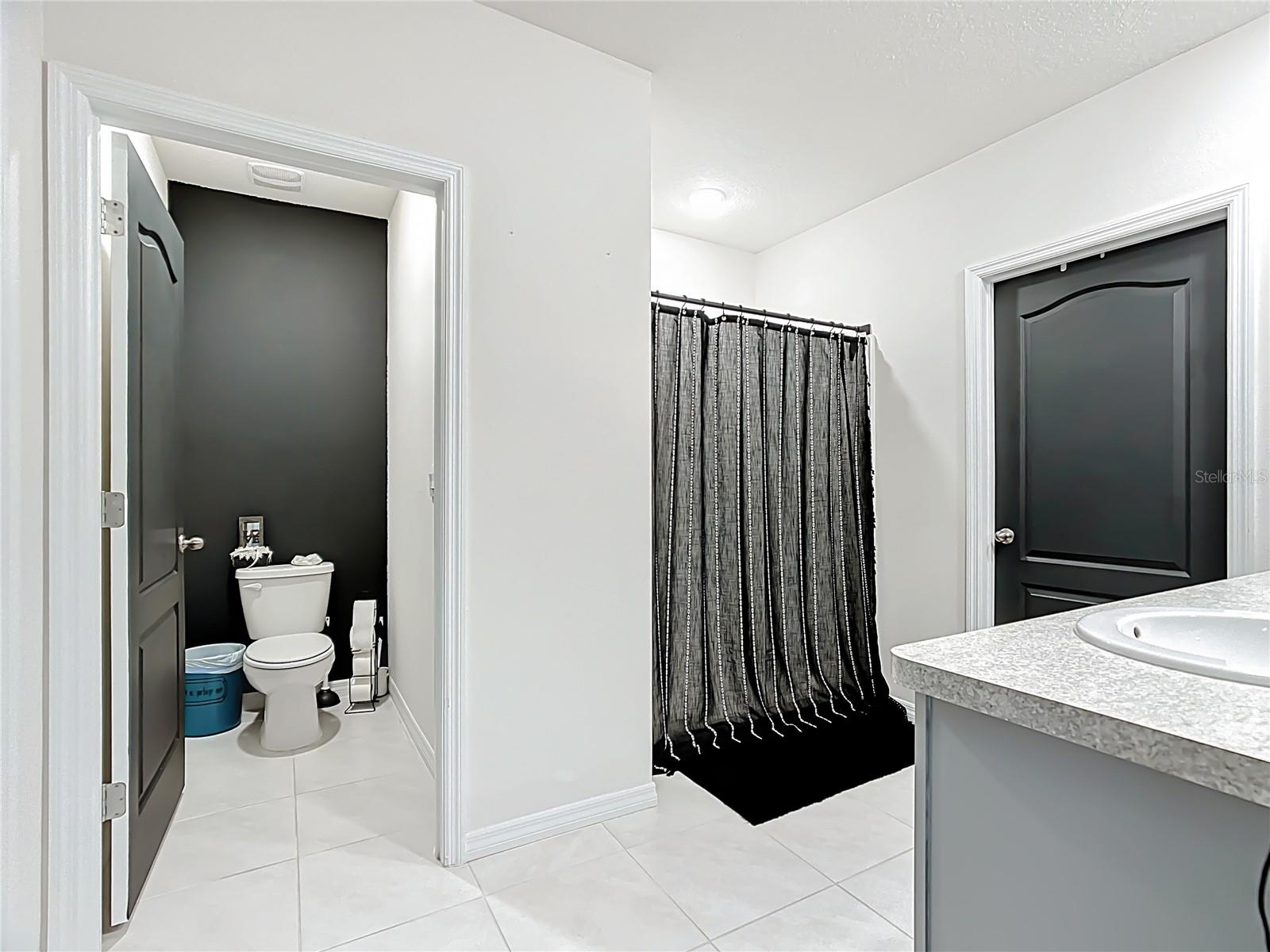 Image 41 of 67 For 605 Honey Bell Road