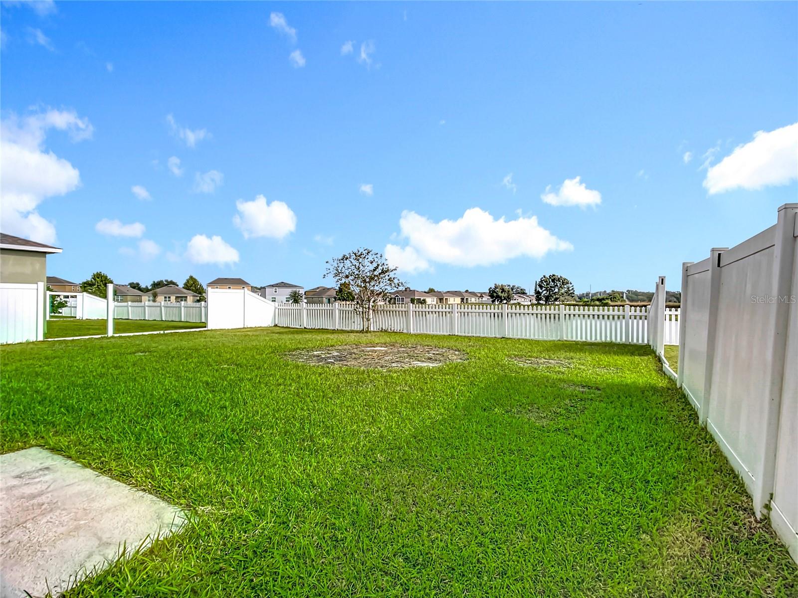 Image 56 of 67 For 605 Honey Bell Road