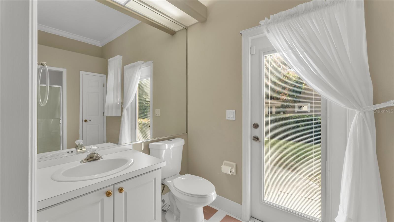 Image 7 of 50 For 959 Hamilton Place Lane