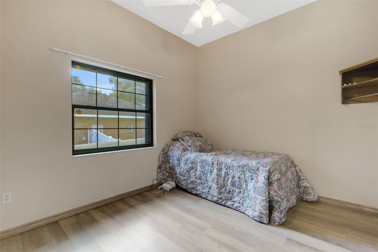 Image 26 of 39 For 6602 Forestwood Drive W