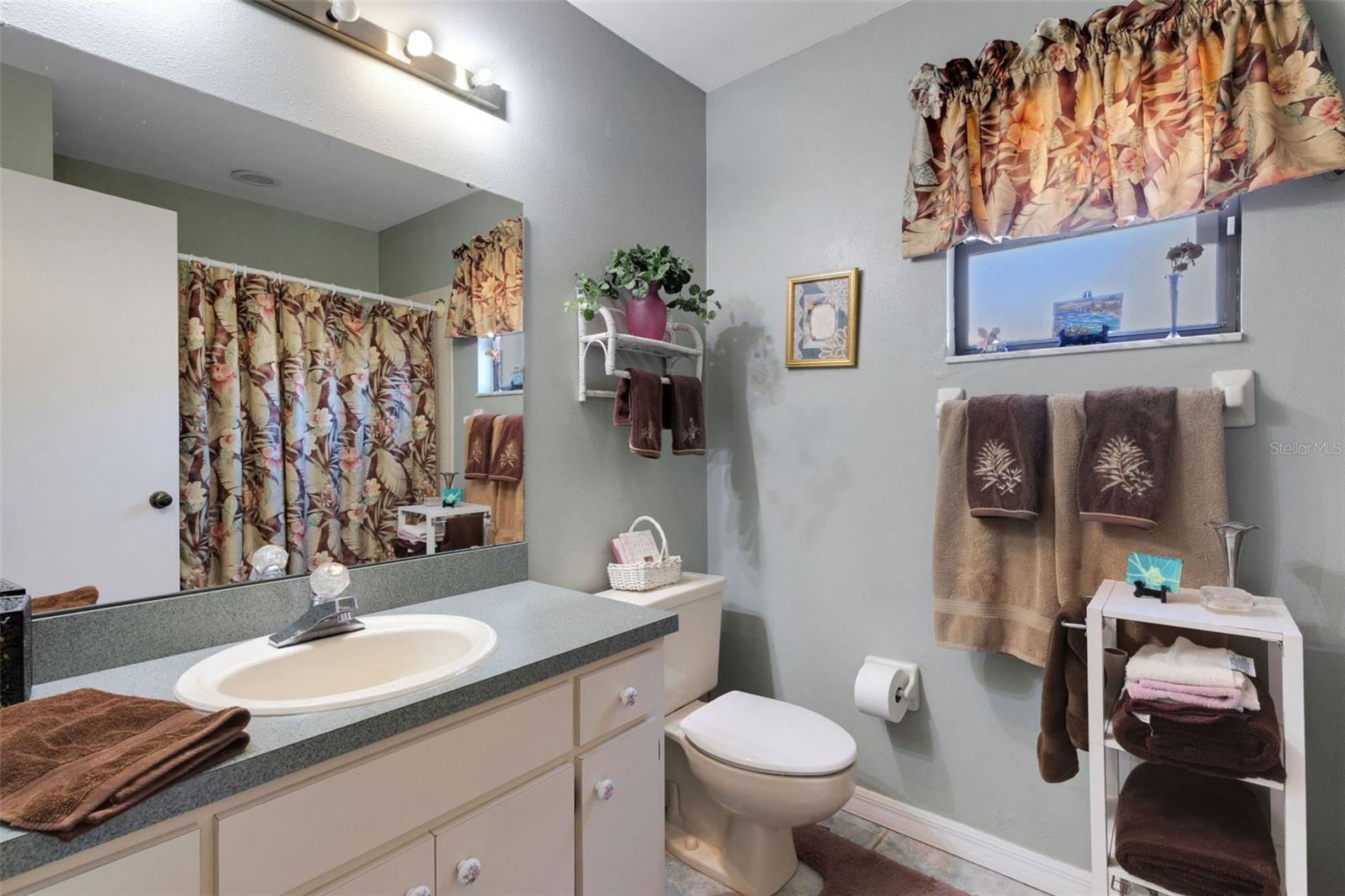 Image 22 of 33 For 1880 Crystal Lake Drive 26